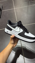 Air force bianca e nera