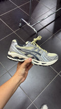 ASICS GEL-KAYANO 14 OYSTER WHITE/STEEPLE GREY