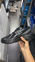 NEW BALANCE GR740BM