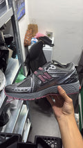 NEW BALANCE U190629R