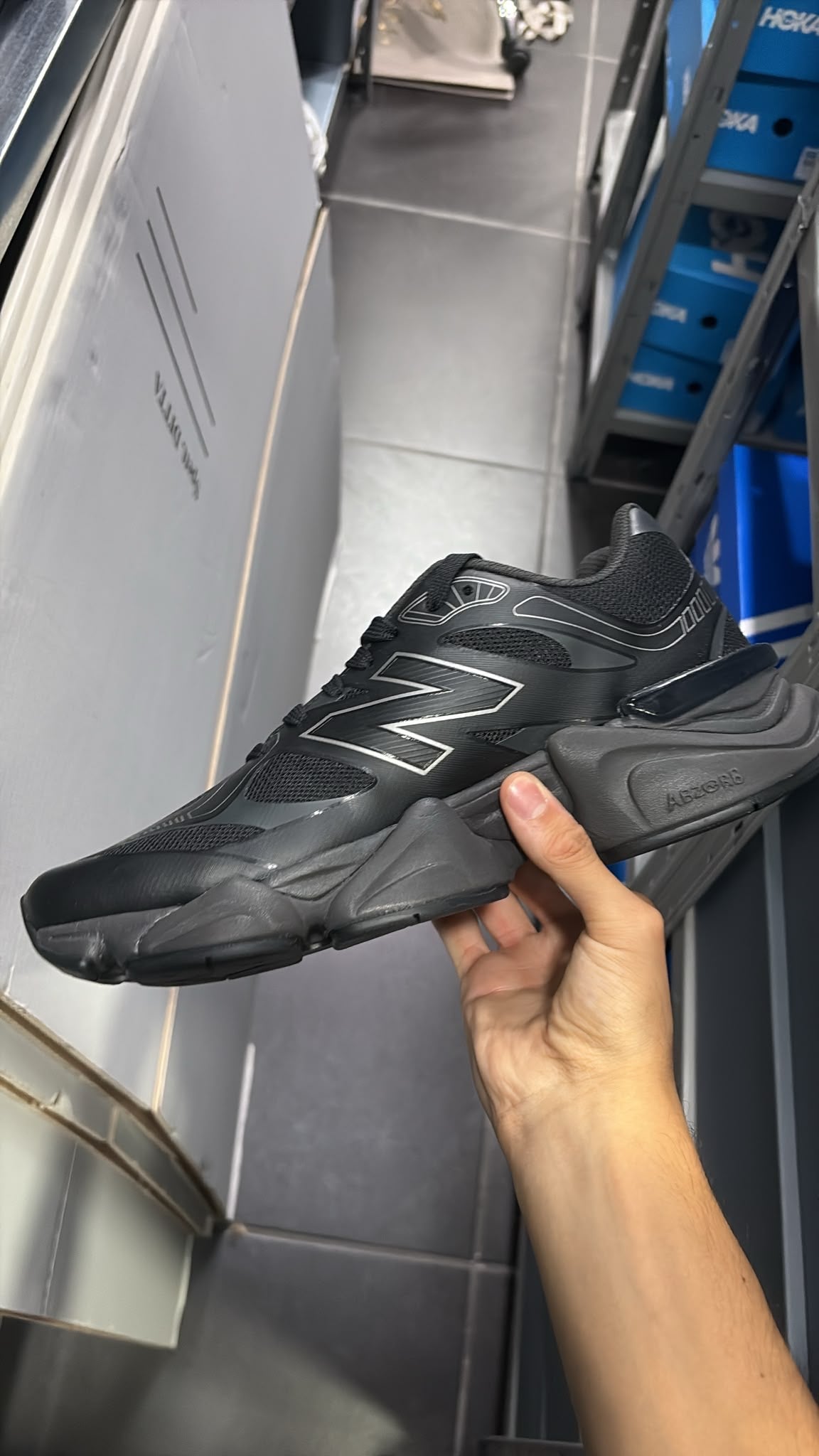 NEW BALANCE U90606TO