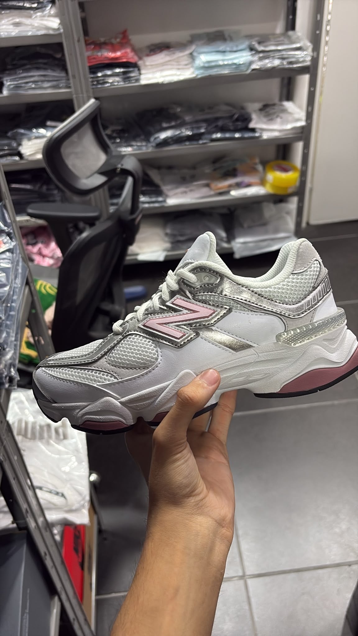 NEW BALANCE G906082T