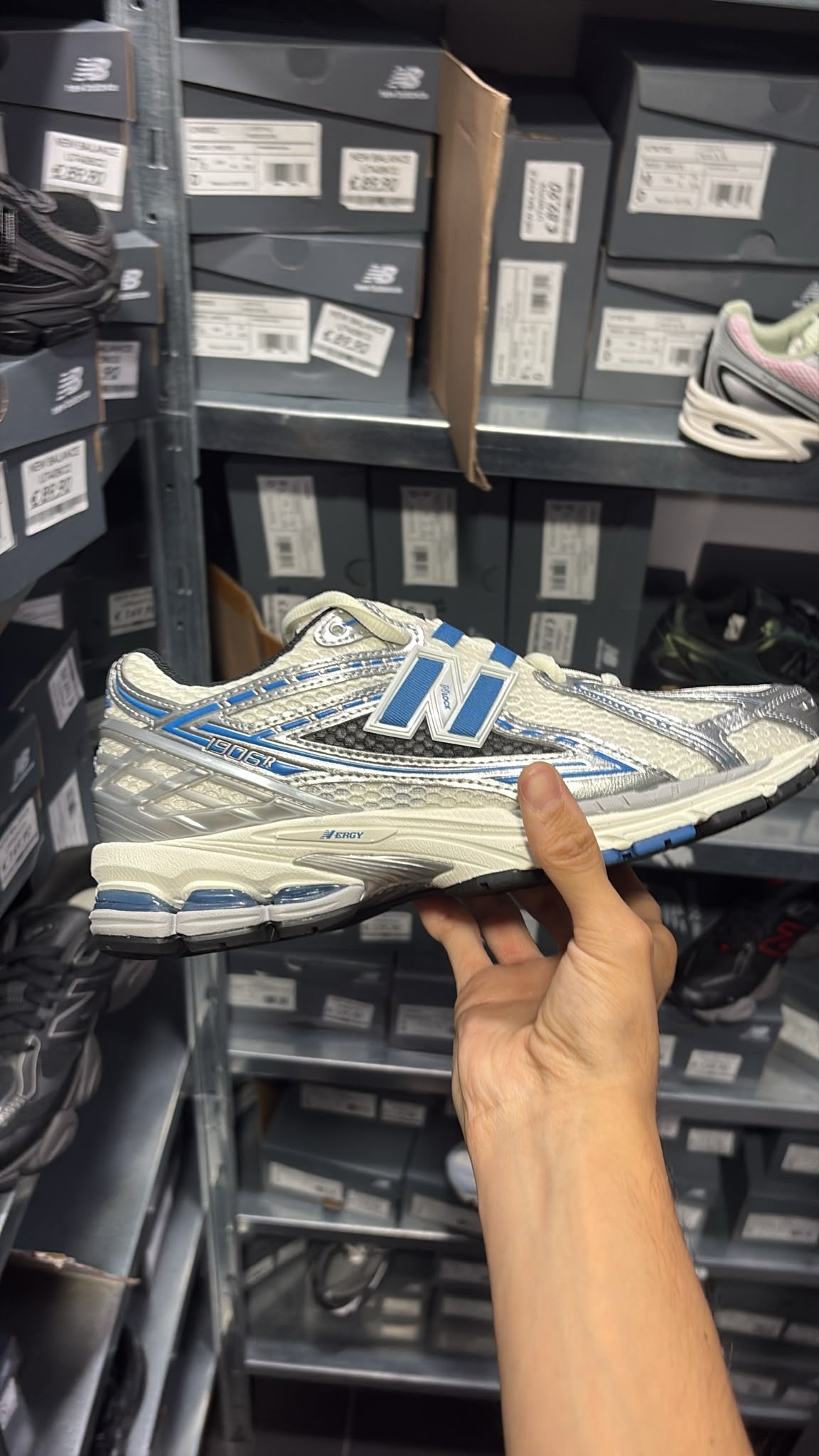 NEW BALANCE U1906REB