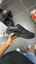 NIKE P-6000 BLACK