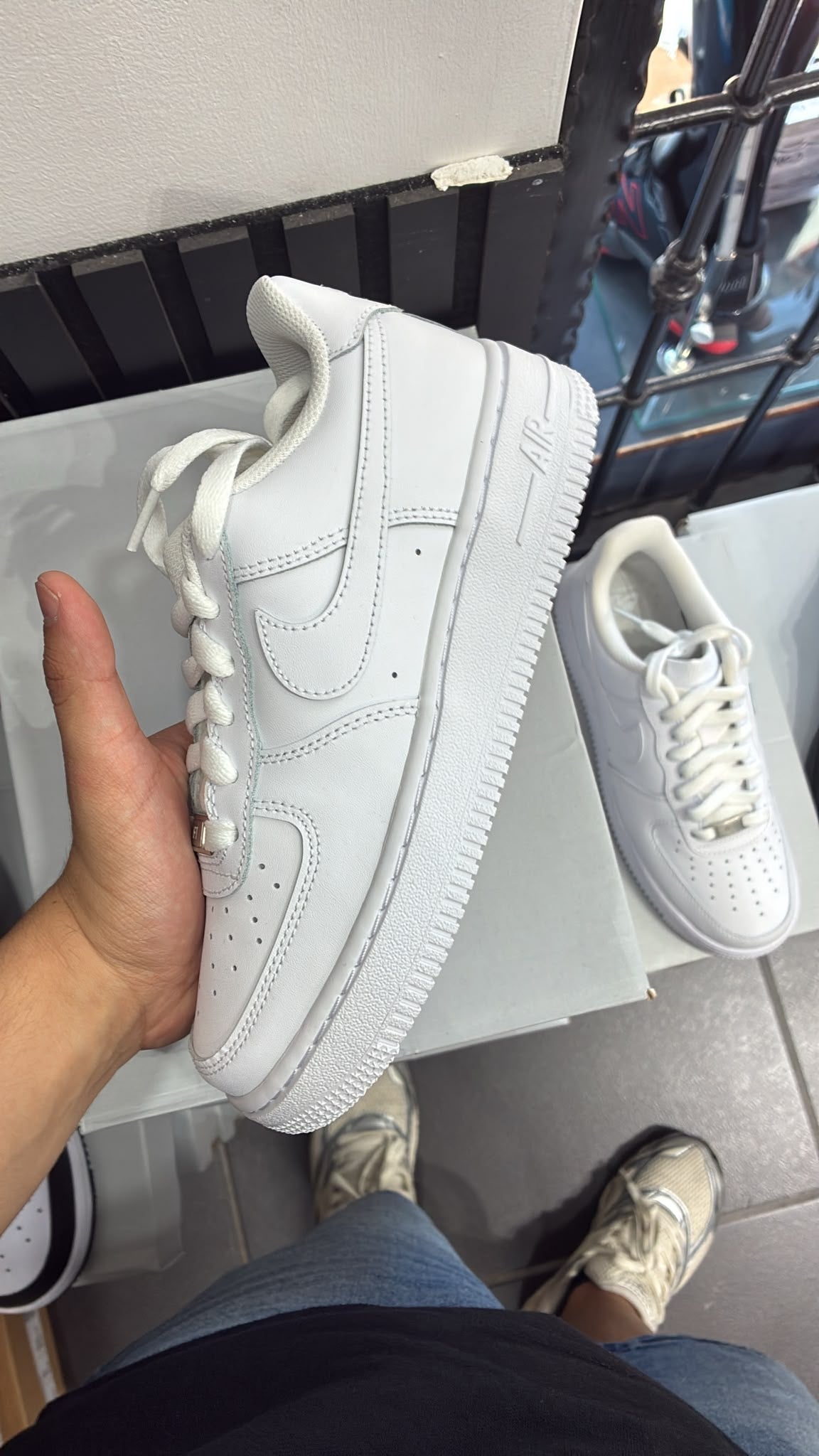 Air force bianca