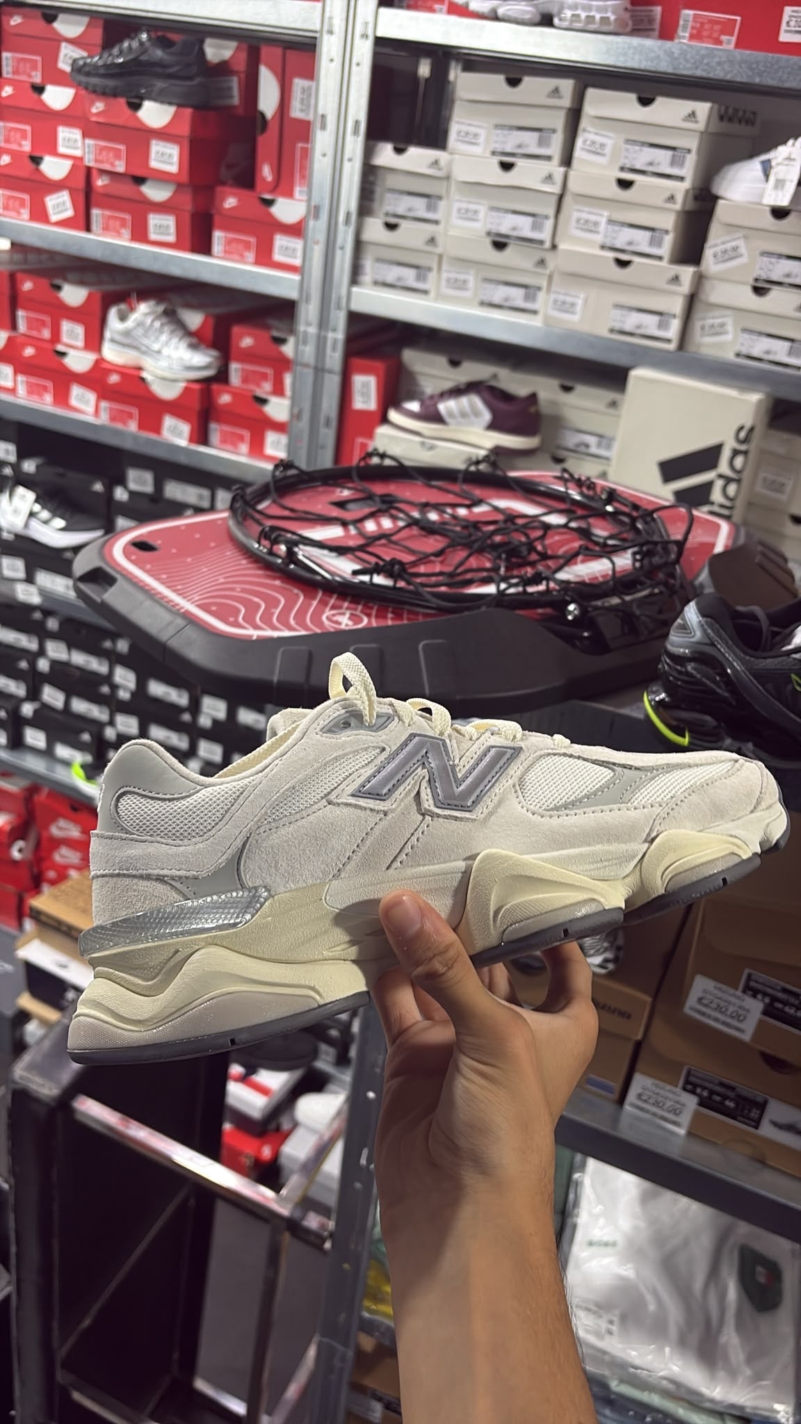NEW BALANCE U9060ECA